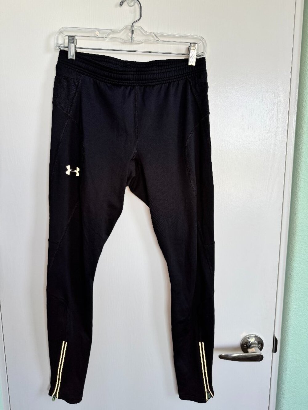 Under Armour ColdGear Compression Running Leggings Men’s Medium Black